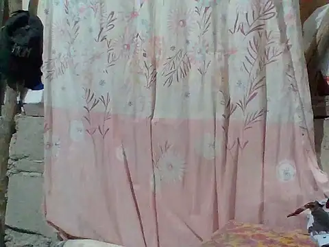 Hot Lina31 online show from February 15, 2026, 12:48 pm