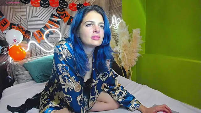 Snapshot of Chane_l chatting on October 22, 2025, 8:52 pm Chane l online show from October 22, 2025, 8:52 pm