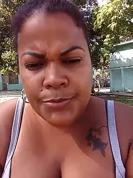 Snapshot of Cubanita34 chatting on October 22, 2025, 3:00 pm Cubanita34 online show from October 22, 2025, 3:00 pm