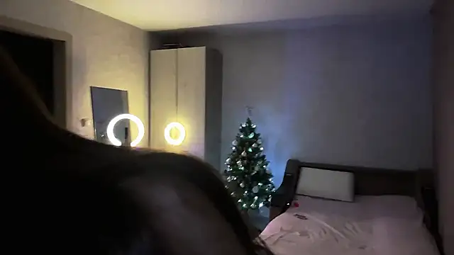 RinaModel online show from February 11, 2026, 5:35 pm