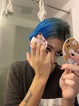 sukulaurens online show from April 18, 2026, 1:46 pm