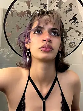 sukulaurens online show from October 19, 2025, 4:48 am