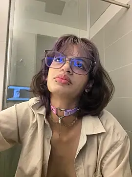 sukulaurens online show from October 6, 2025, 3:02 pm