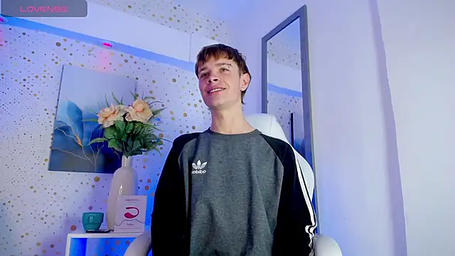 Snapshot of JackFrosst chatting on February 8, 2026, 11:41 am JackFrosst online show from February 8, 2026, 11:41 am