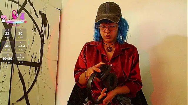 zora blue777 online show from December 18, 2025, 8:12 pm