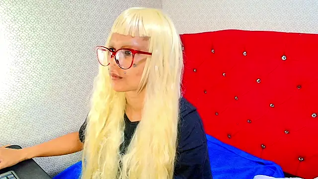 Snapshot of blackxstar11 chatting on February 28, 2026, 2:11 am blackxstar11 online show from February 28, 2026, 2:11 am