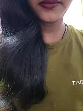 anjali2351 online show from April 15, 2026, 2:17 am