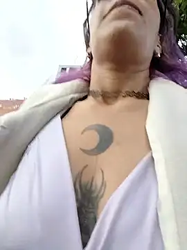 Abby 2-1 online show from November 10, 2025, 8:58 pm