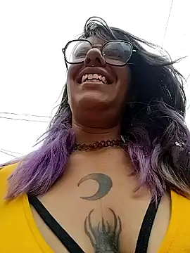 Abby 2-1 online show from December 2, 2025, 8:32 pm