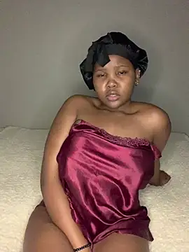 Scarlettxx21 online show from February 4, 2026, 9:10 pm