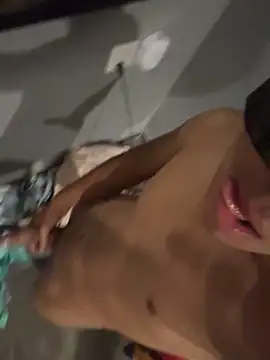 lain213 online show from October 6, 2025, 6:36 am