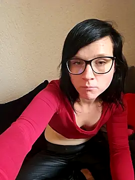 Snapshot of Lenalove02 chatting on October 12, 2025, 2:51 pm Lenalove02 online show from October 12, 2025, 2:51 pm