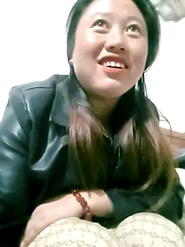 Ducky27021991 online show from December 20, 2025, 1:14 pm