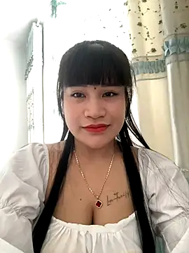 Snapshot of be-xinh2 chatting on October 11, 2025, 5:19 am be-xinh2 online show from October 11, 2025, 5:19 am