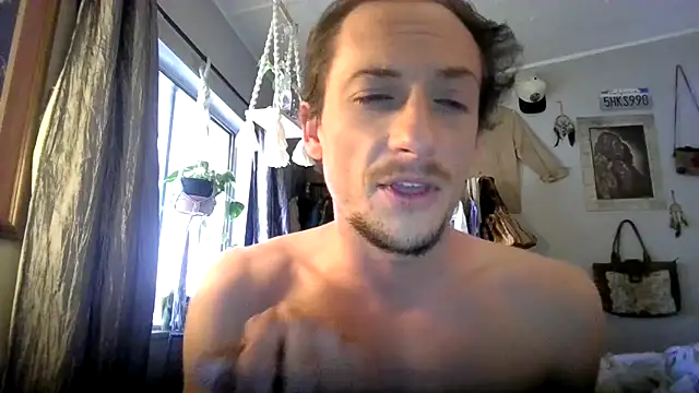 Snapshot of Dubbsssss chatting on March 10, 2026, 11:31 pm Dubbsssss online show from March 10, 2026, 11:31 pm