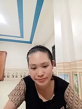 Snapshot of Young_vietnamese chatting on October 21, 2025, 12:37 pm Young vietnamese online show from October 21, 2025, 12:37 pm