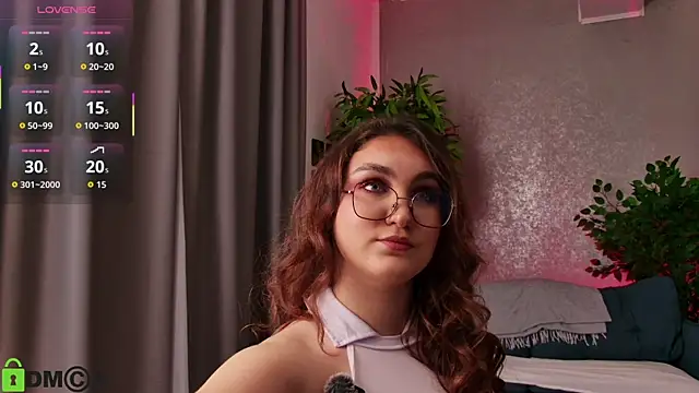 KaiaPearl online show from March 30, 2026, 6:09 pm