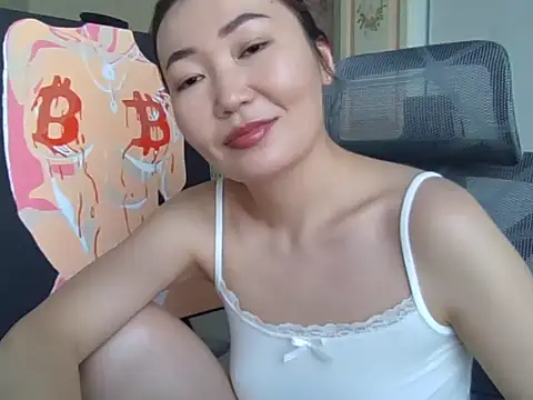 Ysolena online show from February 17, 2026, 8:11 am