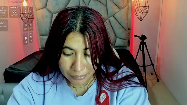 Snapshot of Addyy_02 chatting on May 24, 2026, 7:14 pm Addyy 02 online show from May 24, 2026, 7:14 pm