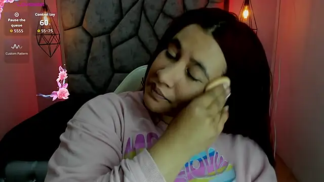 Snapshot of Addyy_02 chatting on April 23, 2026, 7:26 pm Addyy 02 online show from April 23, 2026, 7:26 pm