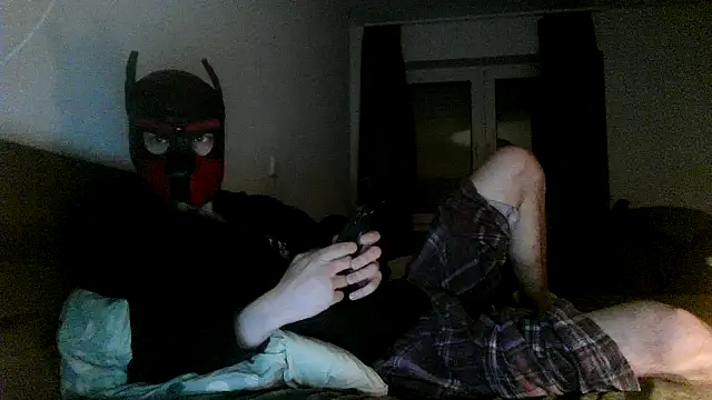 MolleDolle online show from November 20, 2025, 6:30 pm