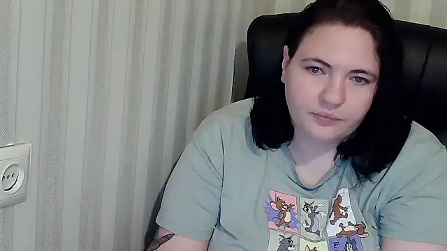 XLisaBlueXs  online show from October 19, 2025, 3:04 pm