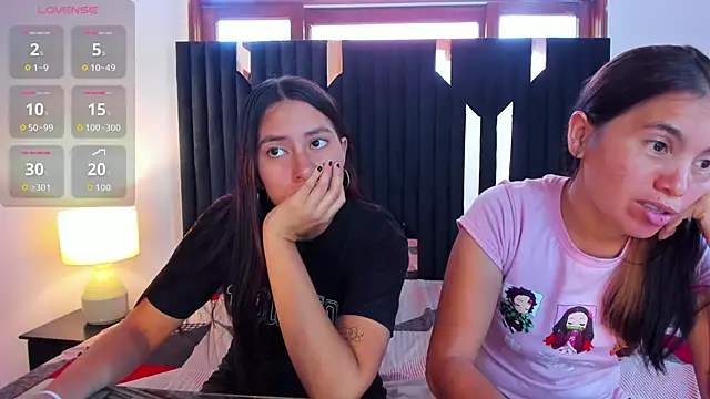 Sofy and Mia online show from October 27, 2025, 12:39 pm