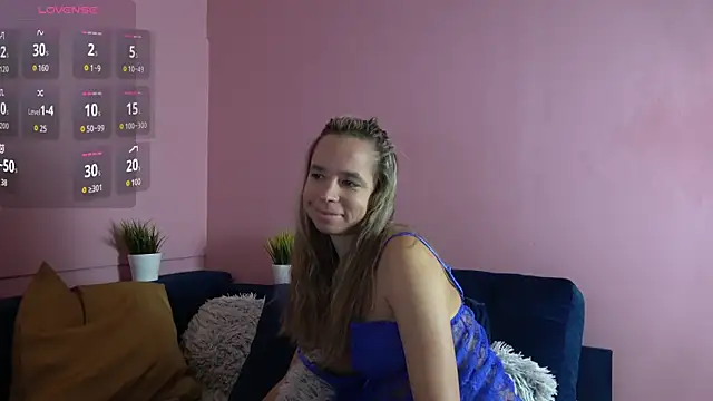 Elly Babe online show from December 2, 2025, 9:00 am