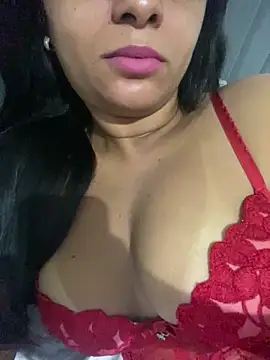 Brunamorenago online show from May 26, 2026, 10:24 am