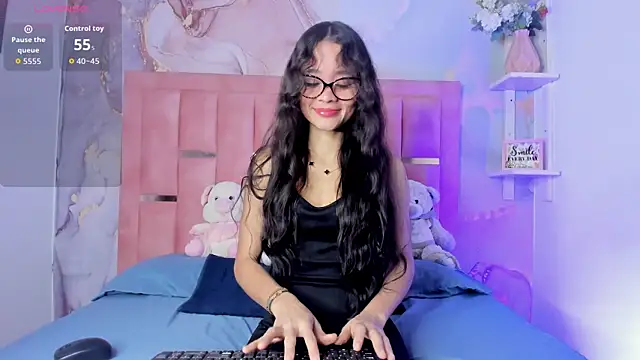 Isis Blaze online show from March 20, 2026, 3:40 am