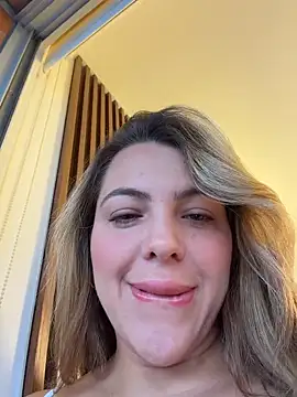 Snapshot of camila_vanucci- chatting on February 13, 2026, 11:32 am camila vanucci- online show from February 13, 2026, 11:32 am