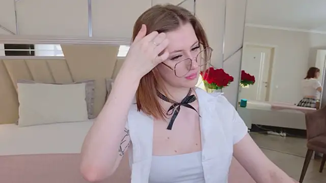 JessiJull online show from March 3, 2026, 5:20 pm