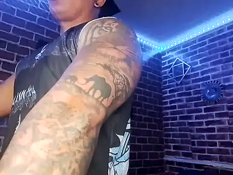 Snapshot of jordan_bigcock_ chatting on February 17, 2026, 4:32 am jordan bigcock online show from February 17, 2026, 4:32 am