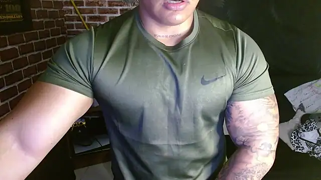 Snapshot of jordan_bigcock_ chatting on February 15, 2026, 9:58 pm jordan bigcock online show from February 15, 2026, 9:58 pm