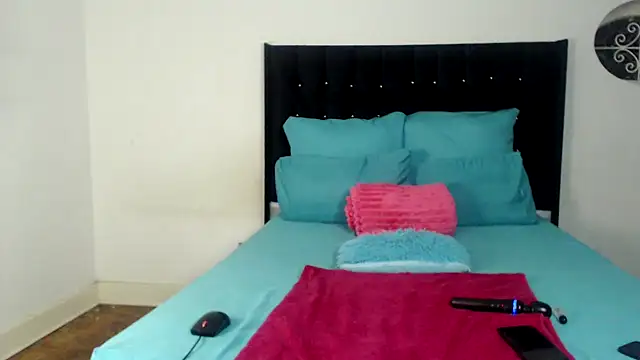 MissLola026 online show from March 3, 2026, 3:13 am