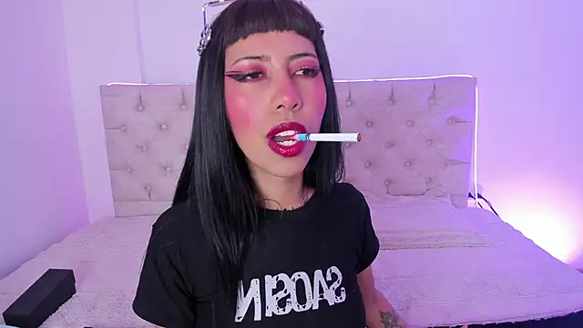 Snapshot of Nina_fox_0691 chatting on February 8, 2026, 2:48 pm Nina fox 0691 online show from February 8, 2026, 2:48 pm