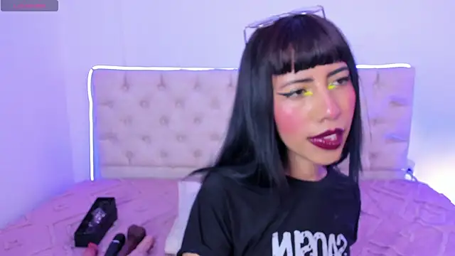 Nina fox 0691 online show from January 7, 2026, 1:49 pm