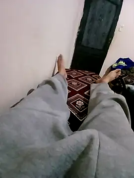 latarak321 online show from February 26, 2026, 10:10 pm