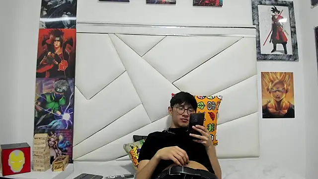 Snapshot of TWINK_JOSS chatting on October 16, 2025, 7:55 pm TWINK JOSS online show from October 16, 2025, 7:55 pm