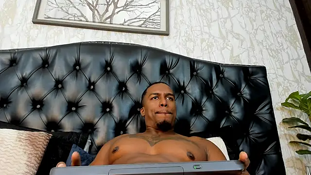 DenzelRios online show from June 4, 2026, 3:33 am