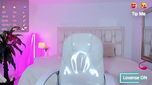 Amara18   online show from February 13, 2026, 8:09 pm