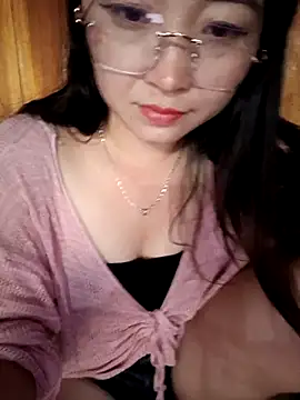 miemie-xx online show from October 7, 2025, 5:41 am