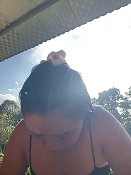 miemie-xx online show from November 14, 2025, 8:40 am