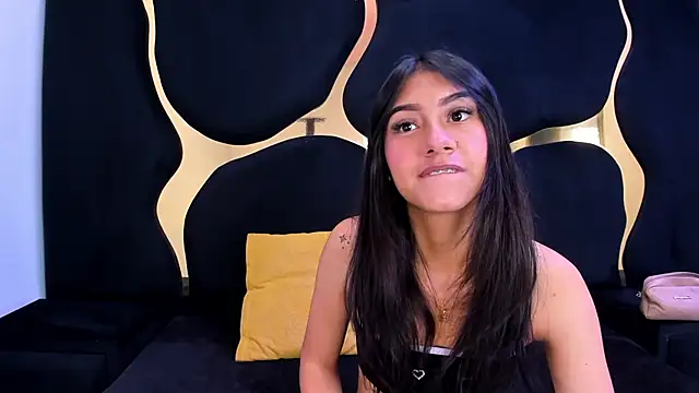 Mia clark18 online show from January 9, 2026, 3:08 pm