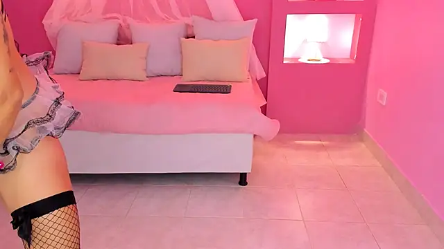 Elena Kink online show from February 6, 2026, 6:15 pm