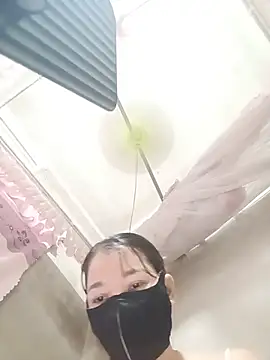 ladzy sexy online show from July 5, 2026, 9:21 pm
