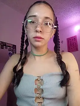 Brugmansia  online show from February 26, 2026, 4:12 am