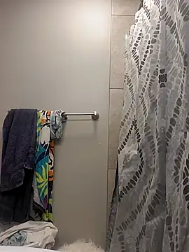 Snapshot of Cassaroll333 chatting on April 3, 2026, 7:42 pm Cassaroll333 online show from April 3, 2026, 7:42 pm