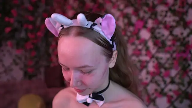 Petite Polly online show from November 29, 2025, 6:08 pm