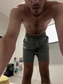 Tommy horny20 online show from January 31, 2026, 10:41 pm